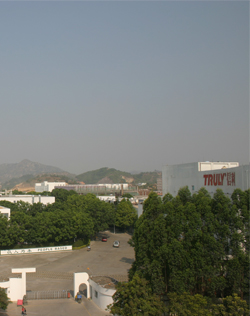信利（惠州）智能顯示AMOLED項目主廠房圓滿封頂